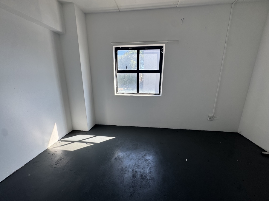 To Let commercial Property for Rent in Parklands Western Cape